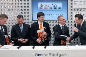 Die 3 Sieger der Kategorie CFD Broker des Jahres 2012 (von links nach rechts): Daniel Schneider von der comdirect, Frank Wiedemann von Flatex sowie Holger Fertig vom Sieger RBS marketindex